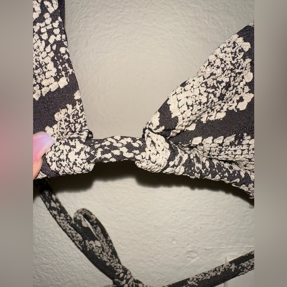 NWT Andie snakeskin string bikini top XS - Picture 6 of 12